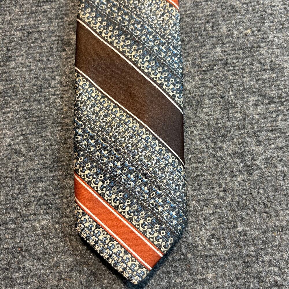 Vintage WH Belk Mens Silk Necktie Striped Geometric Brown Orange Gray Retro Tie
